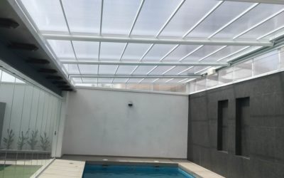 ¿Cómo funciona un techo para piscinas?
