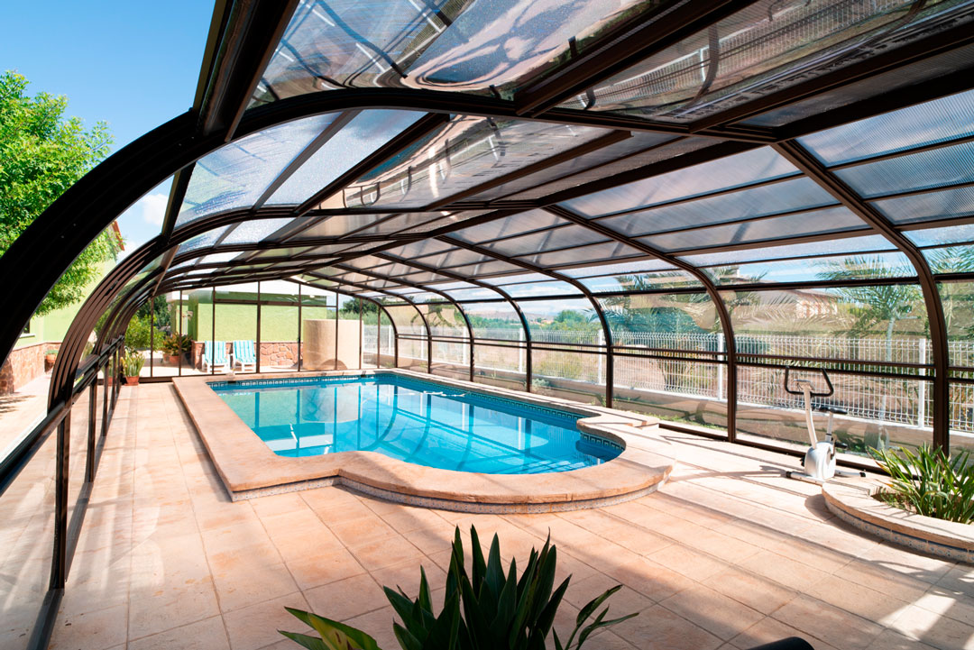 canto Destrucción sexo Consejos para el mantenimiento y limpieza de la cubierta de tu piscina - Abrisol canto Destrucción sexo Consejos para el mantenimiento y limpieza de la cubierta de tu piscina - Abrisol
