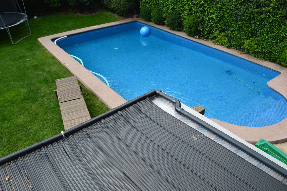 calentar el agua de la piscina